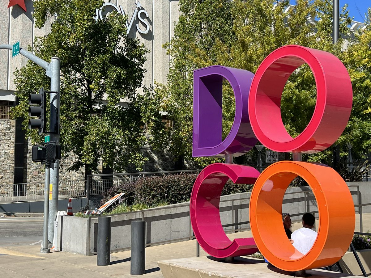 SacTownBarnbaum's tweet photo. Need a ride from @DowntownSac to @FlySMF for work or to get to a nonstop flight? Board either @RideSacRT Route 142 or @YolobusYCTD Route 42B on L Street at 5th Street. @Golden1Center, @docosacramento, and @Macys are nearby for frequent service to SMF.πβ‘οΈπ« #EasyAsSMF #WhatATrip https://t.co/LAEC9YggEt
