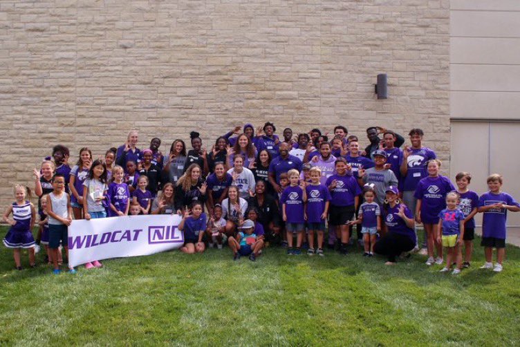 Huge shoutout to the KSU Men’s and Women’s basketball teams for supporting a recent Boys and Girls Club event. Our athletes giving back to the community is what NIL is all about! K-State athletes are inspiring the youth and making a positive impact in the lives of others! 💜