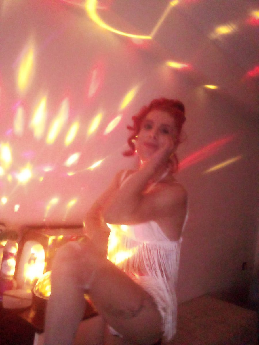 ferda_ahsen's tweet photo. Dudaklarına.#esenyurttravesti.0.5.3.0.1.4.8.4.1.7.4 https://t.co/FKmtL7aYAt