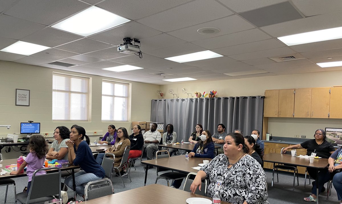 Laura_Aguilar31's tweet photo. We loved having our families join us for our Calm Down Cafecito. They learned ways to help their child regulate at home &amp; got to take kits to make their own Calm Corners❤️@NISDDriggers @sanchezma02 https://t.co/ZAd4etYLAr