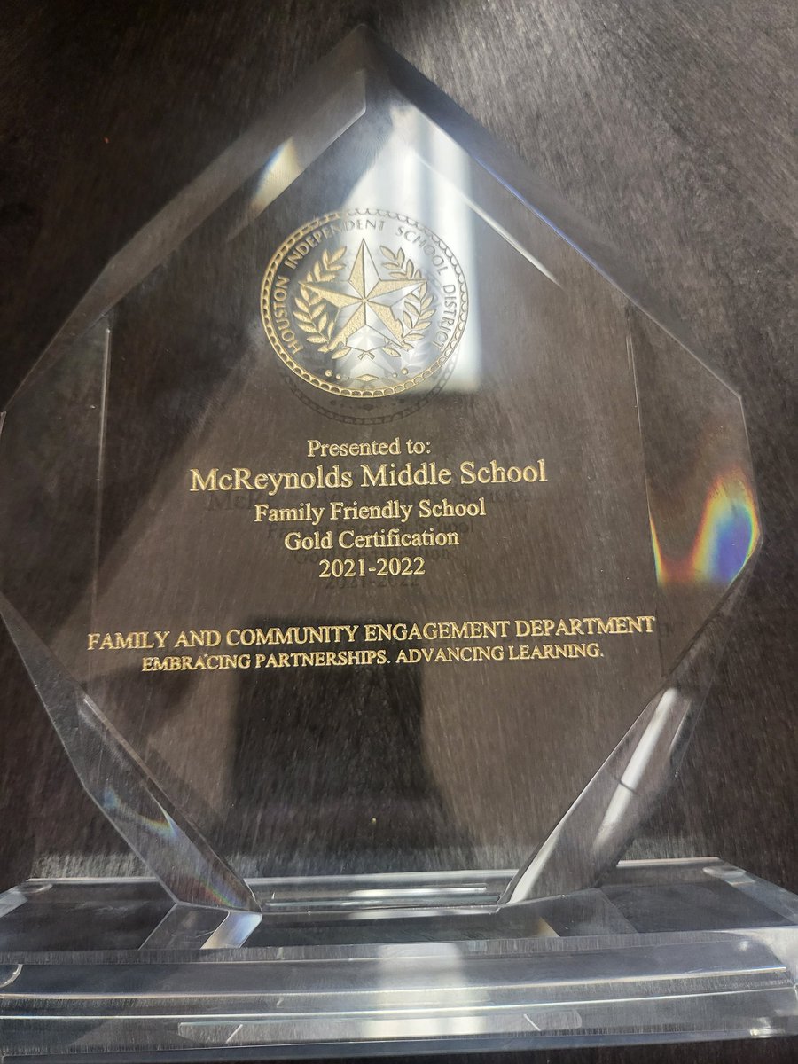 WRS_RGutierrez's tweet photo. Thank you 2021-2022 @mcreynoldsbear1 families for your hard work and time attending @HISDFACE workshops and being so supportive! https://t.co/idPID5qncO