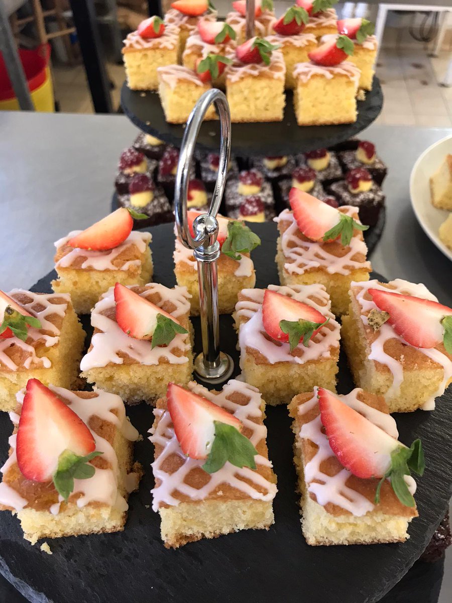 AstonPerera's tweet photo. More teas....#independantschoolscatering https://t.co/EdsyFhbf1L