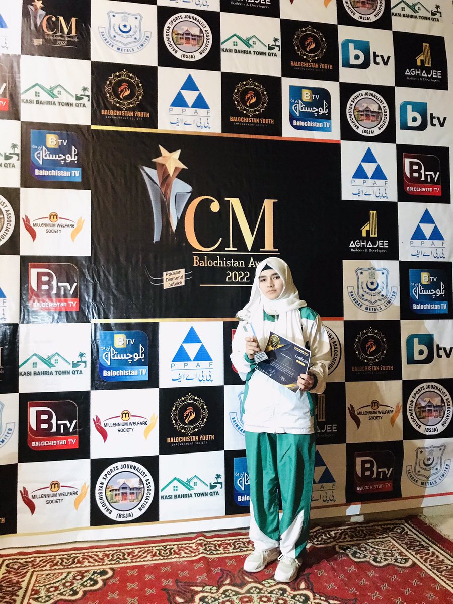 SaeedaFida's tweet photo. Pakistan diamond jubilee CM Balochistan award 2022
@SaeedaFida https://t.co/6b6CqMzjAF
