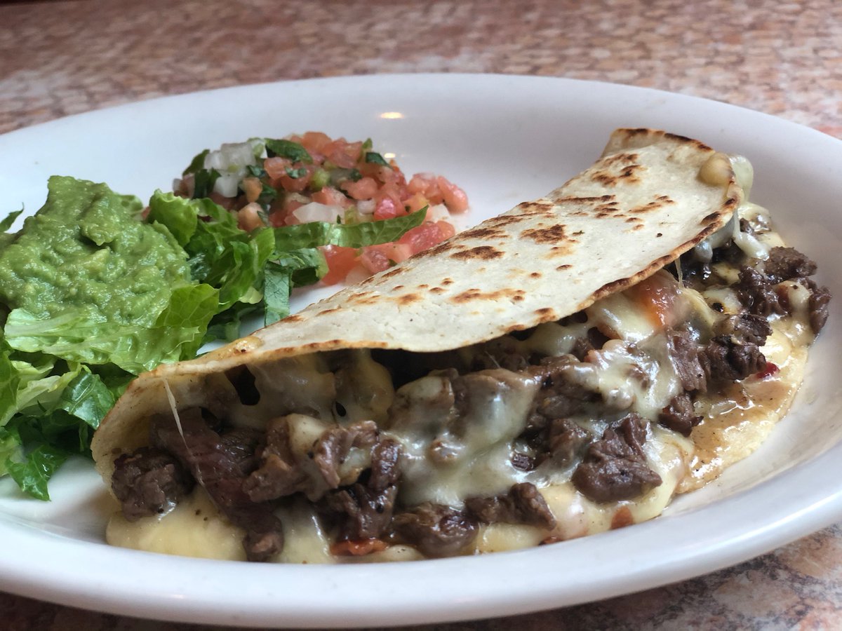 LaHaciendaDLB's tweet photo. Doesn't this look absolutely delicious?! Tag a friend you want to bring on down to La Hacienda de Los Barrios tonight!

#losbarriosmexicanrestaurant #satx #sanantoniotx #safoodie #saeats #lahaciendadelosbarrios https://t.co/bWss0EeVyK