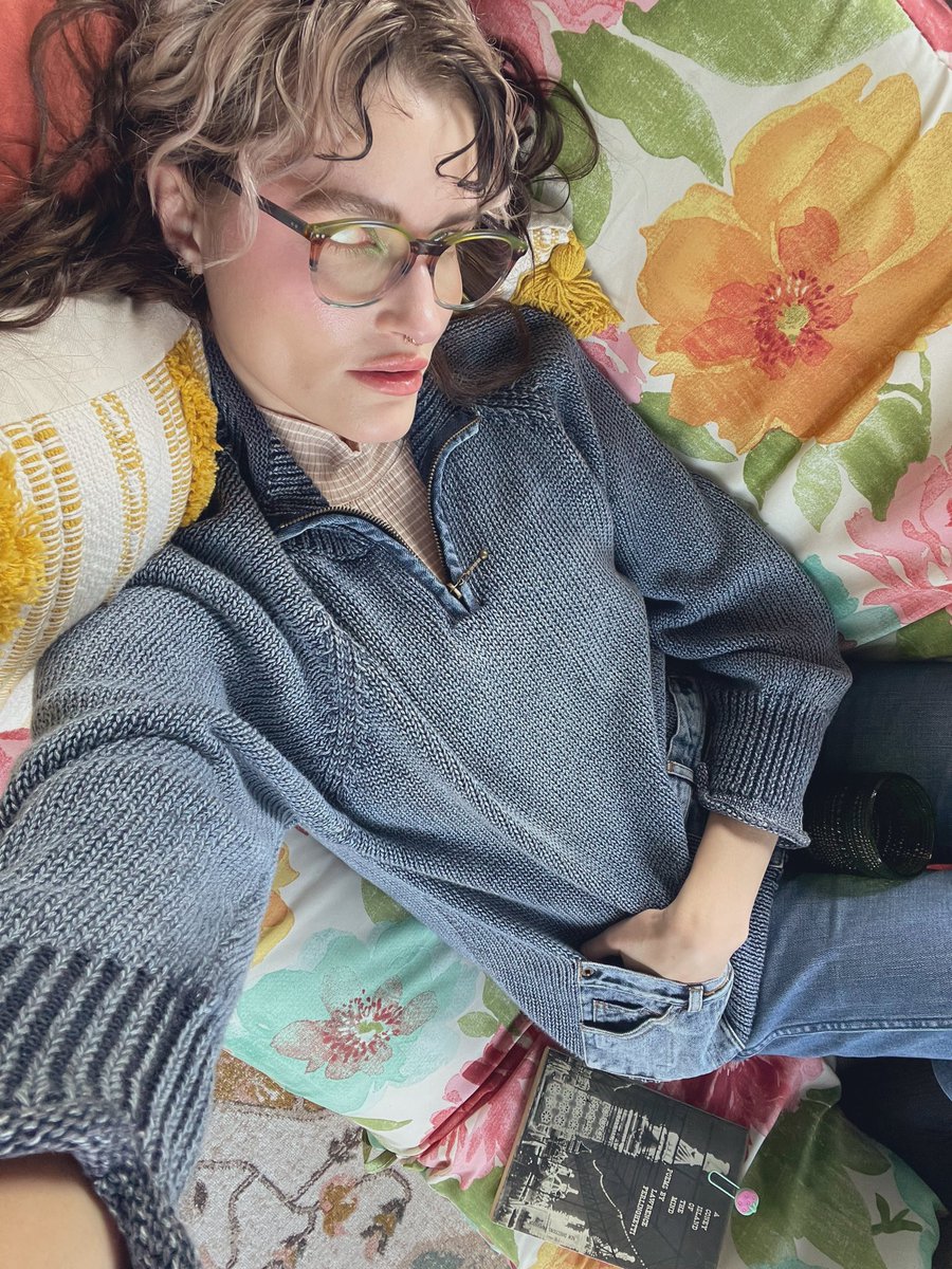 lonesomemango's tweet image. wear yur childhood pockets on yur hips #falltips