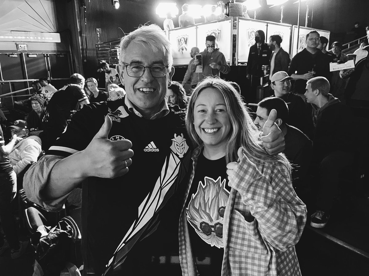 rachcusick's tweet photo. #capsdad @G2Caps your dad is the man! @G2esports @CAPS_dad #worlds22 https://t.co/7Pkxel1cve