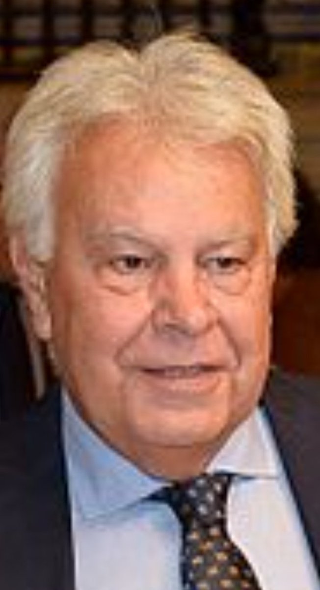 Mágico González/Patético González
Dominó la izquierda/Utilizó la izquierda