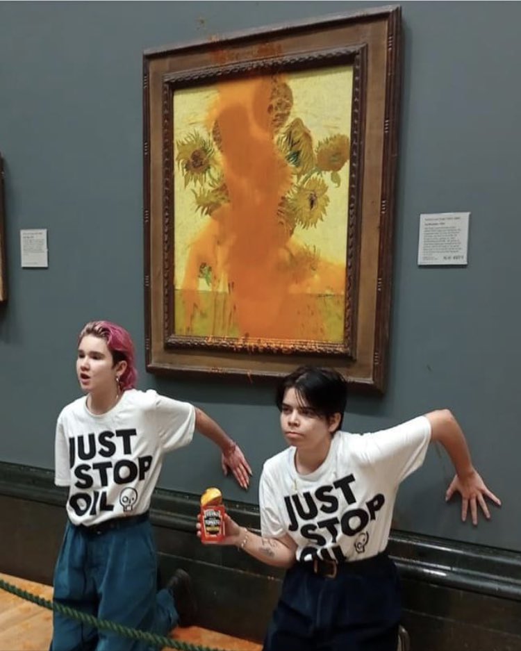 This is the shitest Wham tribute band I have ever seen! #wham #soup #Heinz #VanGogh