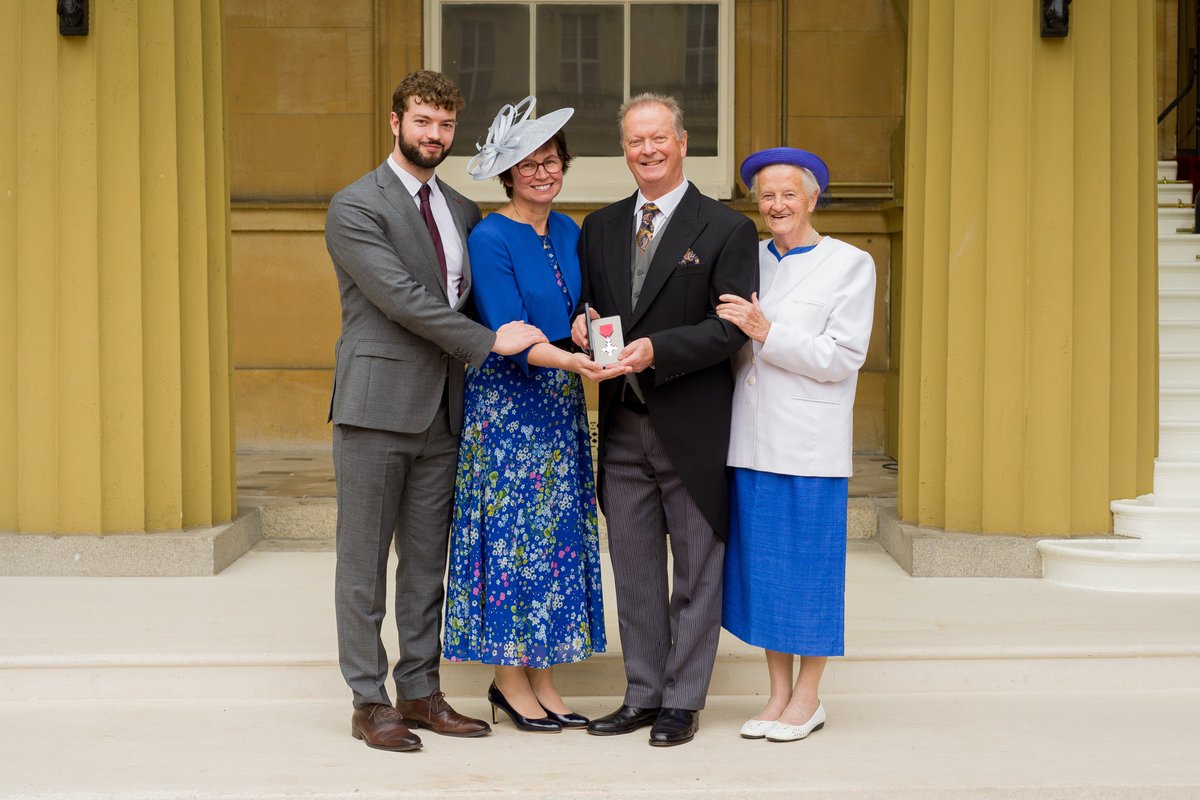 peter__duffy's tweet photo. A very big day yesterday. An MBE for services to the Isle of Man during the COVID crisis. Huge thanks to my wife Fiona for massive support over the last pretty awful 7 years. Thanks too, to all those family &amp; supporters listed on my facebook page. More at https://t.co/yJvdwCyHV2 https://t.co/9ArpY2RU4J