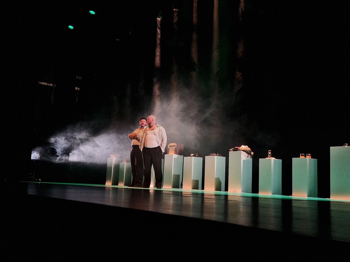 La_Rambleta's tweet photo. "Que les coses siguen d'una manera no significa que no es puguen canviar." 
'Amado', espectacle resident en Rambleta dins de @GCreacio
@CatervaT @e_inestable @bohemiet https://t.co/zhvAFqLlOa