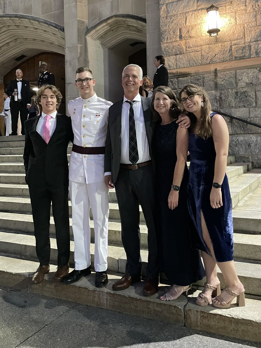 EBQuack's tweet image. Ring weekend 2022