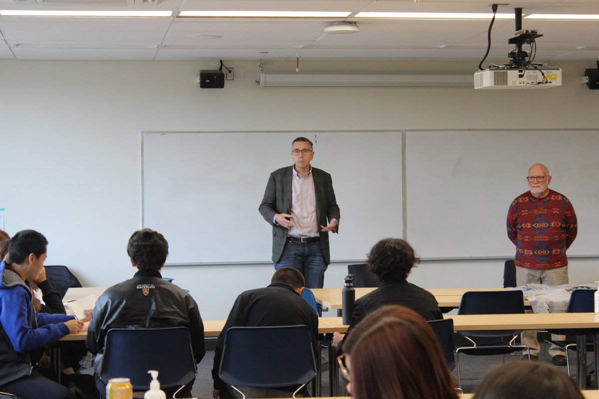 We were delighted to have students from local high schools join us to talk democracy at our How to Change the World event! We had various guest speakers engage students in thoughtful discussion and introduce them to what university learning is all about.