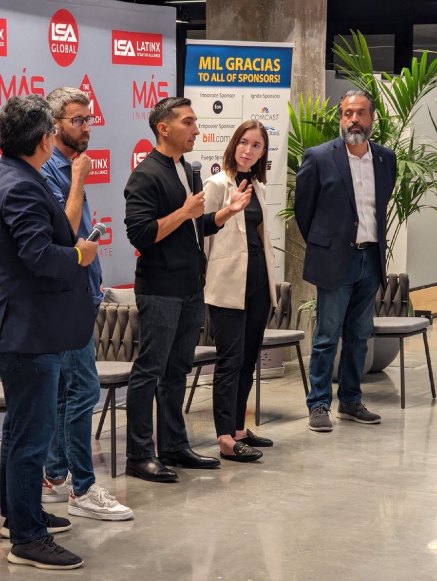 Kelly Avant tweet media