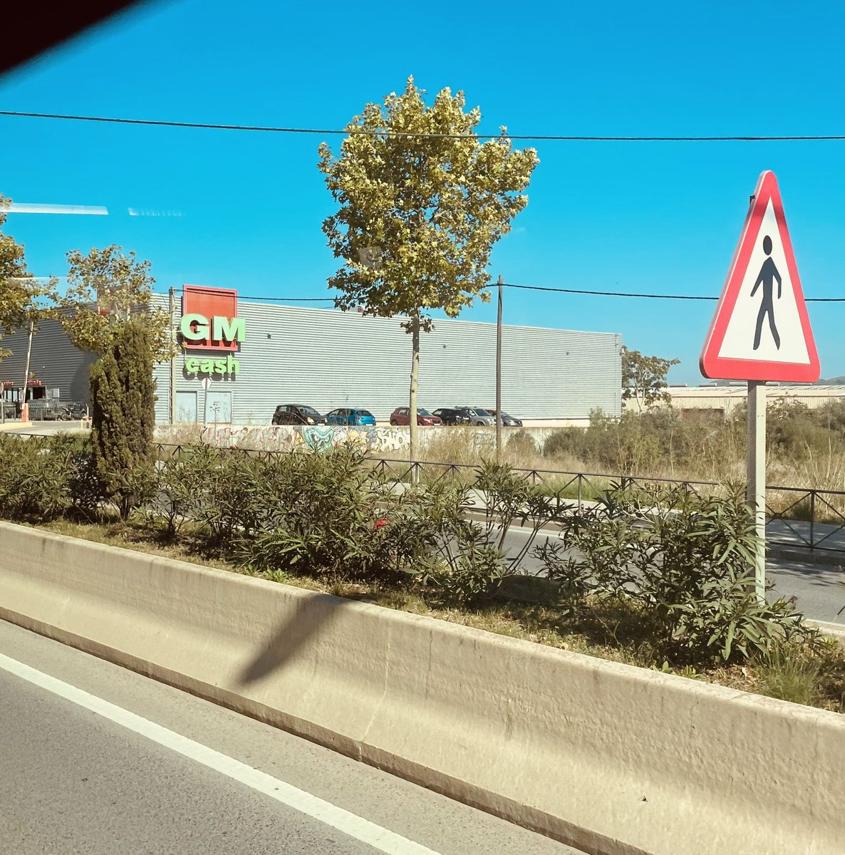 MiraJam • Berlin tweet media