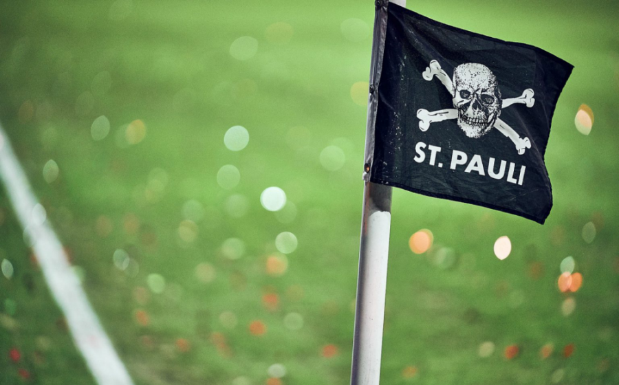MillernTon's tweet photo. Neu im Blog:
"Zu den Vorfällen vor dem Derby"
Volle Solidarität mit allen Betroffenen und gute Besserung an alle Verletzten!
https://t.co/XvZBV5vR37
#FCSP https://t.co/Wy7WQANkpX