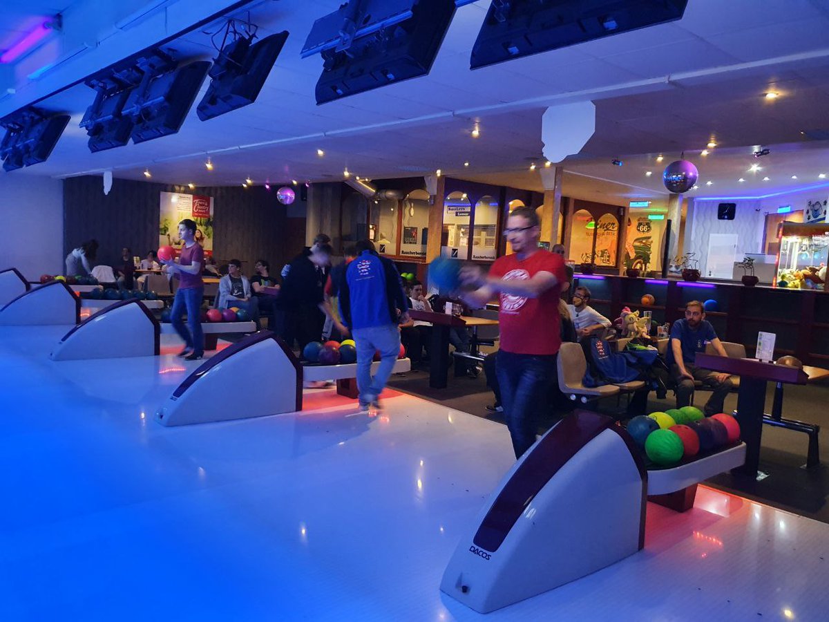 HorstThuringia's tweet photo. In Germany we say "Eine ruhige Kugel schieben"
🎳🎳🎳
#bowling  as kick off our 10th club #anniversary
Bowling als Auftakt unseres 10-jährigen Vereins #Jubiläum

#MLP #brony https://t.co/OSCe4cjrCd