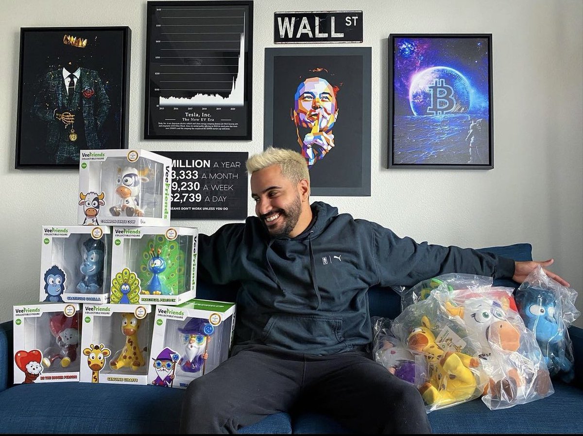 brookz ₿ (@ibrahimalireal) on Twitter photo Welcome home, my new friends!
The best NFT project <a href="/veefriends/">VeeFriends</a> <a href="/garyvee/">Gary Vaynerchuk</a> <a href="/Macys/">Macy's</a>
Thank you for being the most amazing community! ❤️🙏🖐️
#veefriends #garyvee #NFT #macys Welcome home, my new friends!
The best NFT project <a href="/veefriends/">VeeFriends</a> <a href="/garyvee/">Gary Vaynerchuk</a> <a href="/Macys/">Macy's</a>
Thank you for being the most amazing community! ❤️🙏🖐️
#veefriends #garyvee #NFT #macys