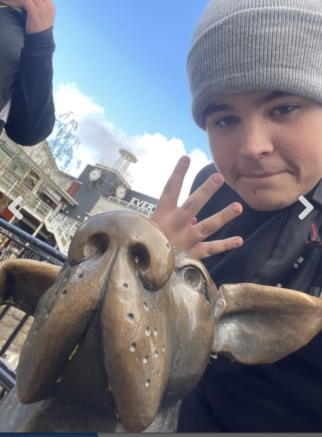 CarlyJade9's tweet photo. Team Challenge @Actionbound_EN walking quiz from CAVC to Cardiff Bay #takeaselfie #findthespot #answerthequestions #learningonthemove @PWLLCAVC1 Vocational Gateway fun!! https://t.co/v4qUejeBoW