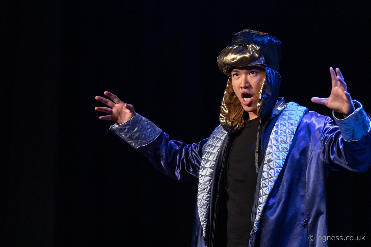 It’s closing night!! Don Magnifico for the last time in <a href="/Barefoot_Opera/">Barefoot_Opera</a>’s tour at the St Mary in the Castle 🏰