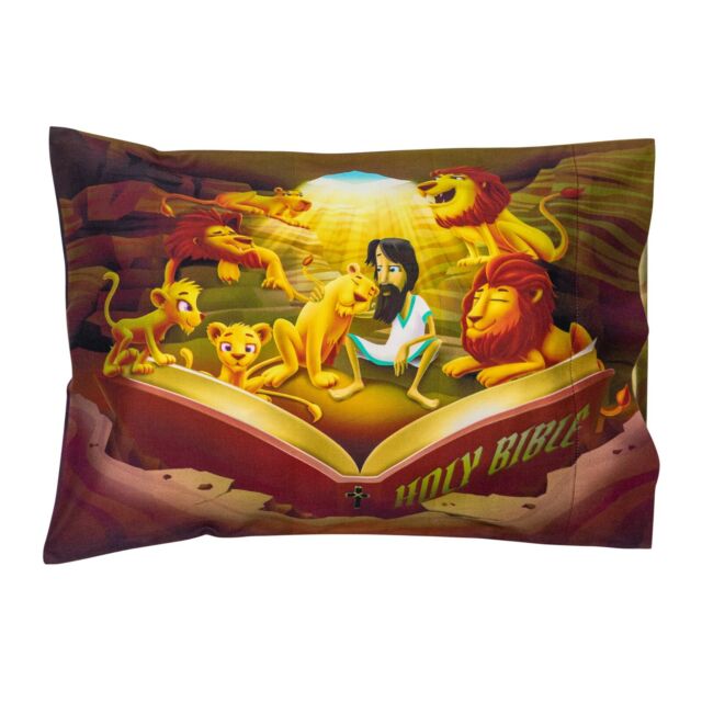 TheMarkOrtega's tweet photo. @DavidEdwards 😂🤣 Is it me or is this a #Disney Lion King knock off pillow?? #LockHimUp #HAKUNAMatata https://t.co/H2rhzSsTn3