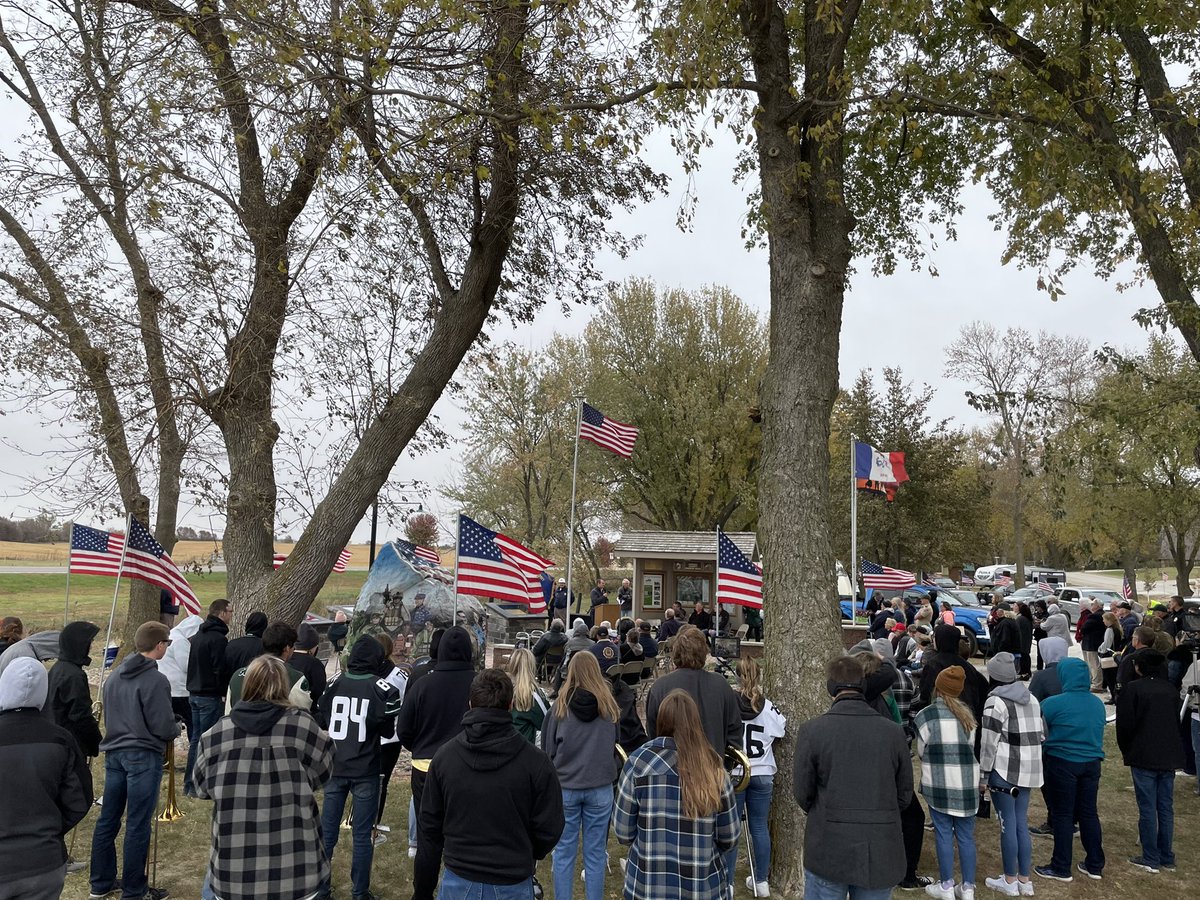 Iowa’s first “Charters of Freedom” display — replicas of the Declaration of Independence, Constitution, and Bill of Rights — was dedicated in Manning today at their Freedom Rock! Thank you to this great community for thinking of the future while honoring our foundation. 🇺🇸