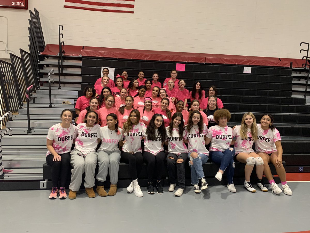 dhsgirlsvball's tweet photo. Durfee Volleyball host NB tonight! Come cheer on the girls and buy a yummy treat to support breast cancer awareness!! 🏐🎀 https://t.co/O1f2hvZpk7