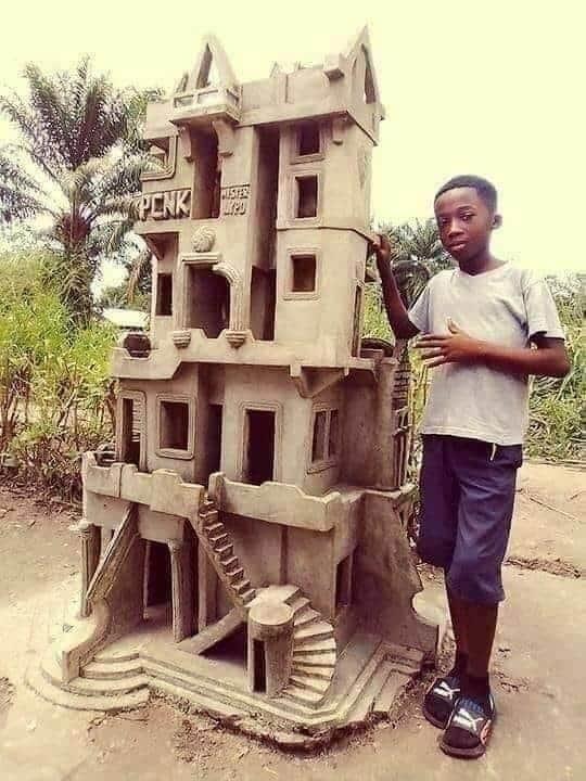 Mimar olmak isteyen bir çocuğun topraktan yaptığı ev.🧿🧿🏕️🏘️🏡 İnşallah Rabbim nasip etsin