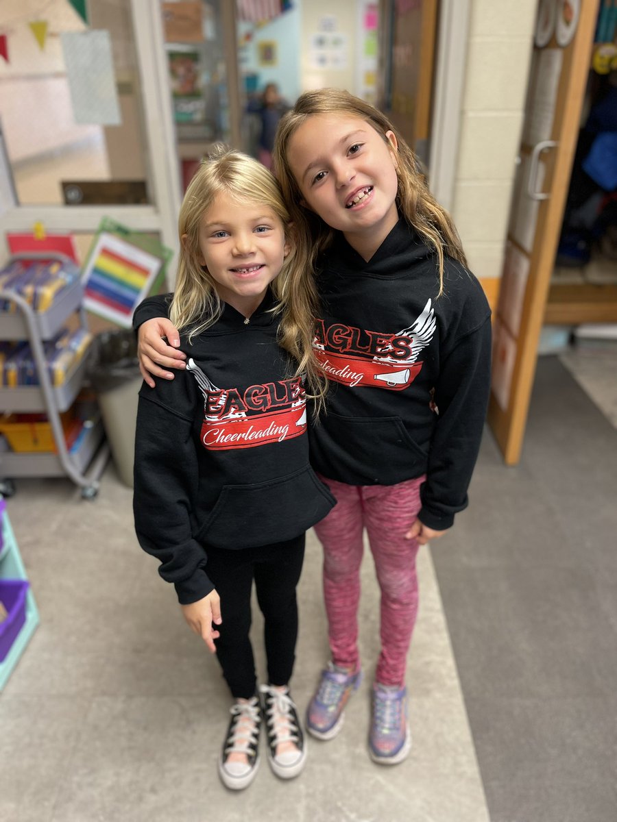 These sweet friends were excited to be twinning today! Happy Friday, little eagles!