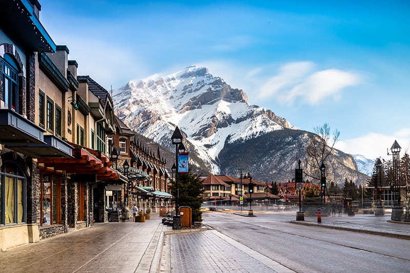 Just one month until the paper submission deadline (Nov. 14).  Time to prepare those short papers (~2000 words) and abstracts (~300 words)... and get ready to share your research with other #gisciencists in a stellar location. #gischat #ski2023 #spatialdatascience #giscanada