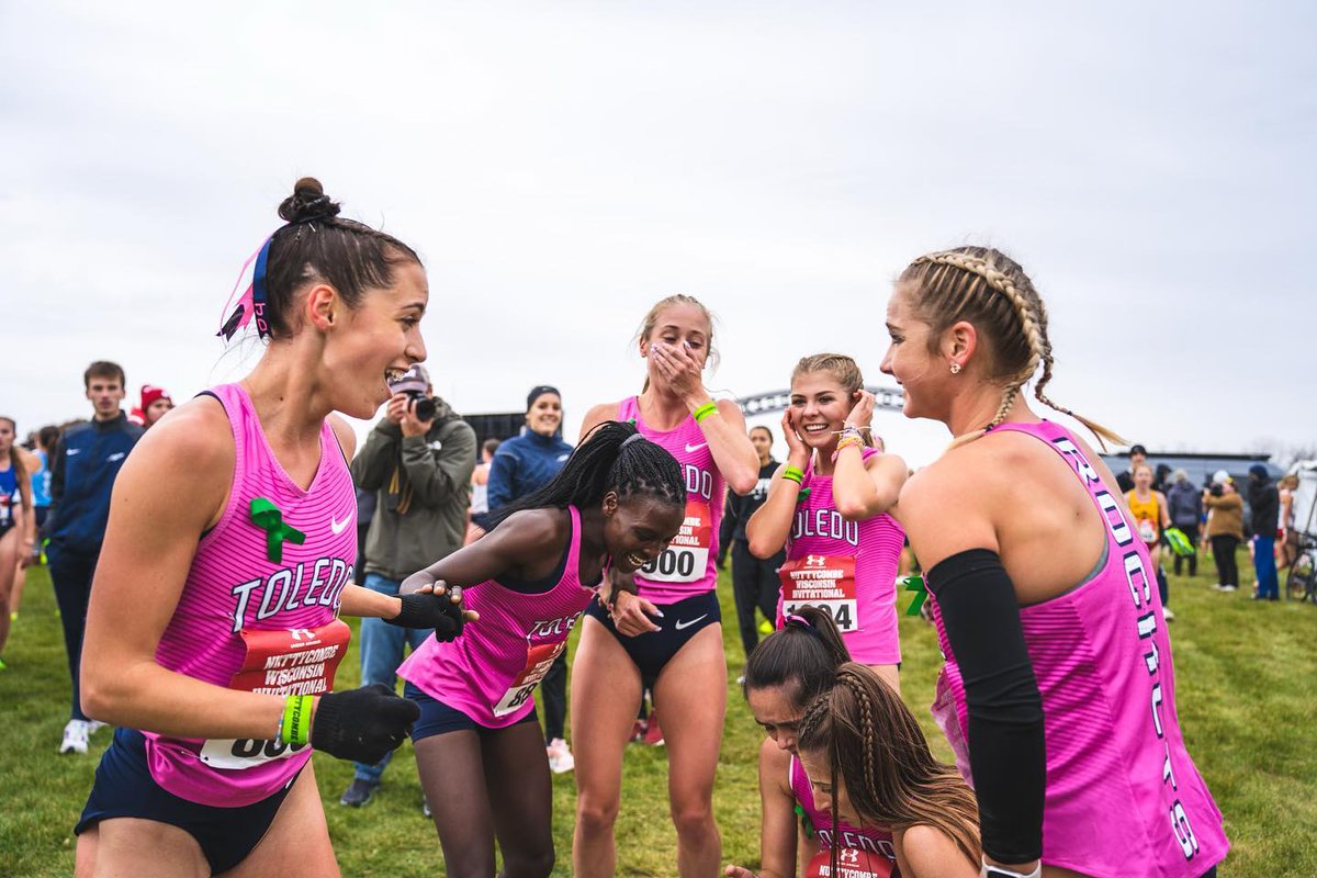 ToledoXCTF's tweet photo. Rockets finish 12th competing with the best in the NCAA. TOL! 🚀
 #GoRockets #RaceToStillwater 
.
📸 @xaviergalllo https://t.co/Qz5canqv0L