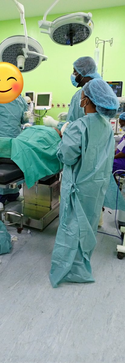 __Inyene's tweet photo. My life as a short woman in surgery 😑 https://t.co/PZvbwkhF3l