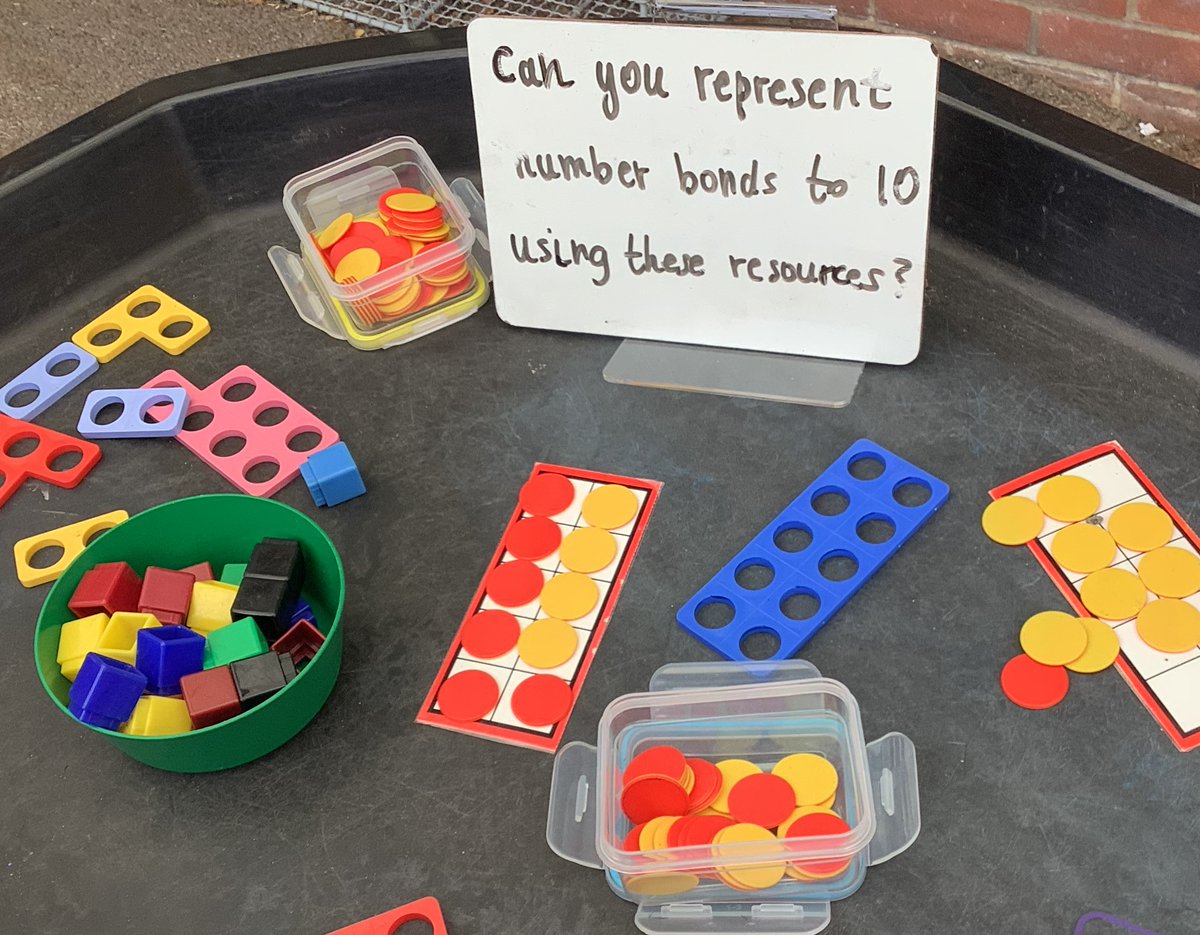 StainesPrepYr1's tweet photo. We love using our outside space to practise what we have learnt in the classroom #tufftray #numberbonds #KS1maths #KS1English #StainesPrepLearn https://t.co/yxGLUrhchl