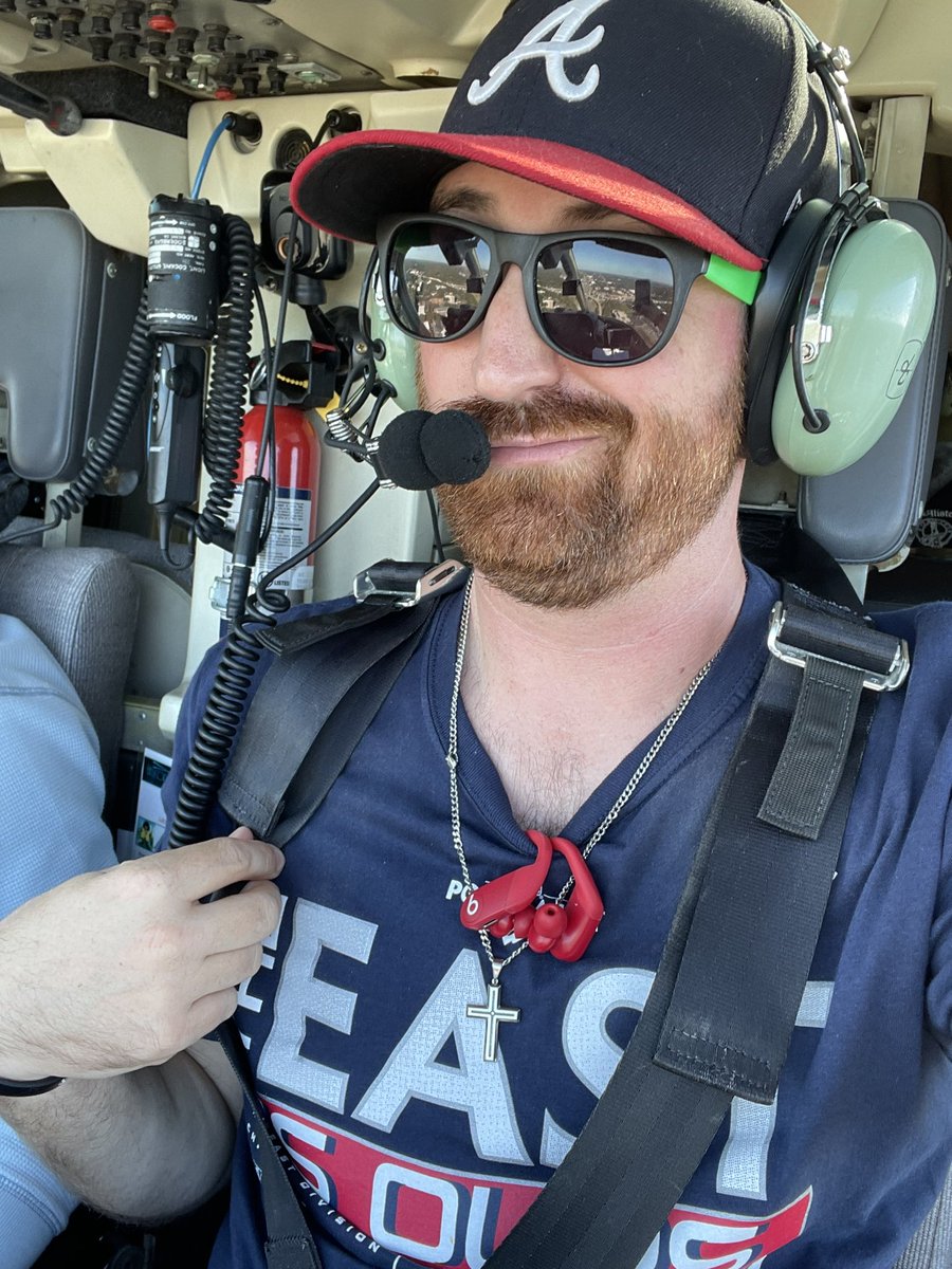 DougTurnbull's tweet photo. Time to CHOP(per)…meaning I am in the WSB Skycopter paying 95% attention to #ATLtraffic and that other sliver to the Braves. Roads are packed all over ATL: traffic every six min. on 95.5 @wsbradio !#backtobattle https://t.co/elsl5T1Nym