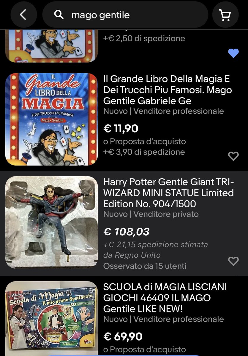 MagoDaLegare's tweet image. Curioso di conoscere il mondo della Magia? Da Amazon a eBay fino agli scaffali dei negozi… i mezzi sono tanti per riuscire a procurarvi uno dei miei libri o magic set. Buon studio! 🎩😉 #magogentile #magicset #magic #magicbook