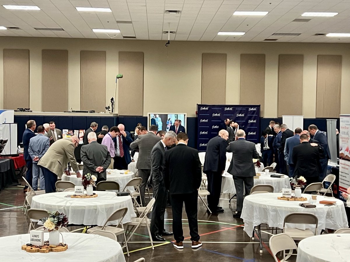 PastorTimCruse's tweet photo. We enjoyed a special prayer time before the Wednesday am service with older pastors praying and connecting with younger pastors for encouragement. Pastors Prayer Breakfast again next year in Murfreesboro at Franklin Road Baptist Church October 9-11.
#Southwide22 #AlwaysAbounding https://t.co/EXbmcFivlj