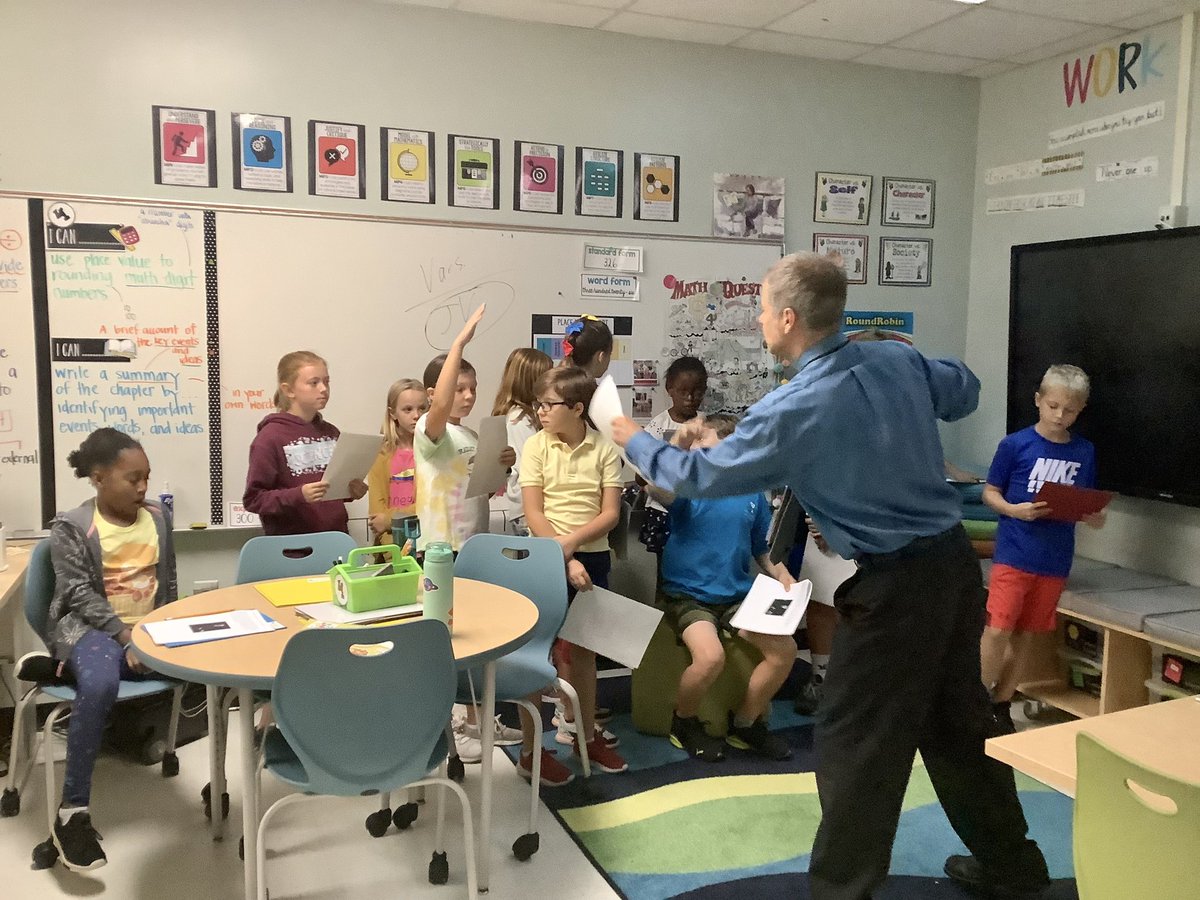 4th graders had a chance to learn with the ONE and ONLY @TravisM30162187 today! Thank you for the relevant, engaging lesson; we loved it! (And our right to say that is protected by the 1st Amendment.) #nhcschat #nhcsleads