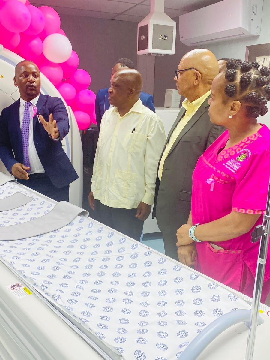 PhophiRamathuba's tweet photo. Done with decentralization of radiology screening and diagnostic high tech equipments.Patients from Sekhukhune won’t travel to Polokwane anymore.Our next stop is to decentralize renal services to rural hospitals in our districts,watch the space because to us Rural health matters. https://t.co/nQhulZk6Oq