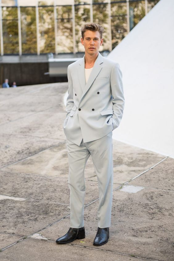 austinbthinker's tweet photo. still one of my favorite looks of austin (the short hair suits him so well) https://t.co/C5FStGGDpB
