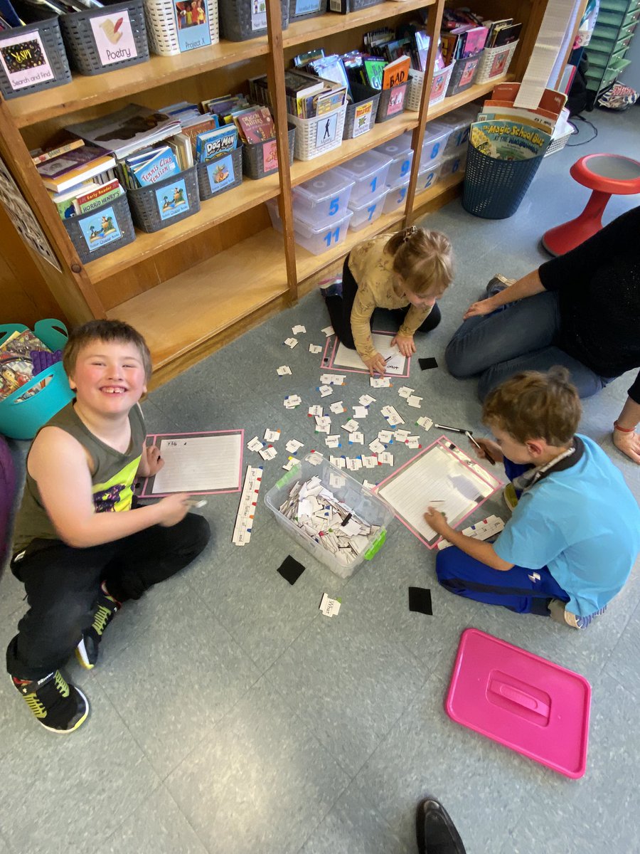 pulsiferkaitlyn's tweet photo. Today was our first day of Literacy Workstations! We were playing Jenga, swatting flies, popping popcorn and even playing bananagrams all while practicing reading, writing and spelling strategies!!! #SeeWhatWeAreLearning @DwightRossElem https://t.co/ZizRMe9Ko0
