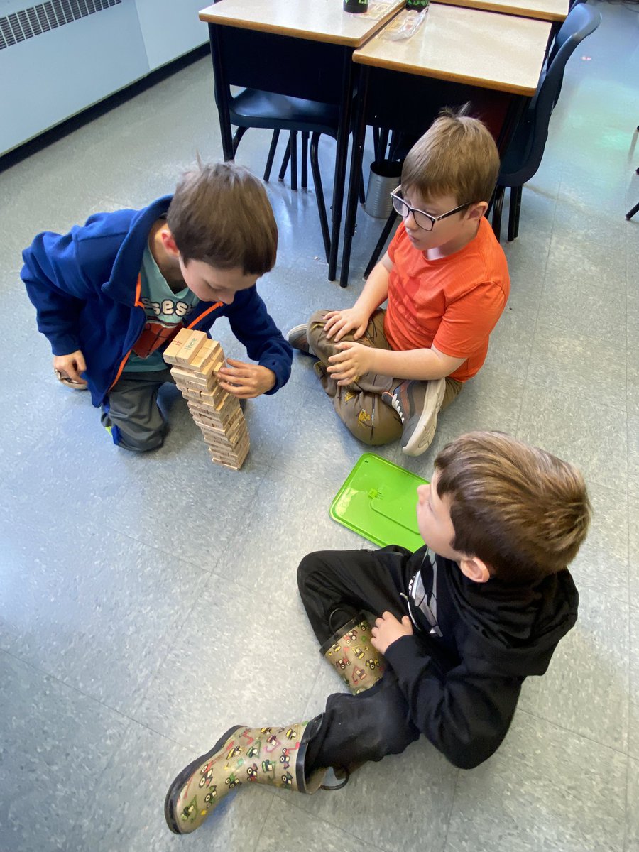 pulsiferkaitlyn's tweet photo. Today was our first day of Literacy Workstations! We were playing Jenga, swatting flies, popping popcorn and even playing bananagrams all while practicing reading, writing and spelling strategies!!! #SeeWhatWeAreLearning @DwightRossElem https://t.co/ZizRMe9Ko0
