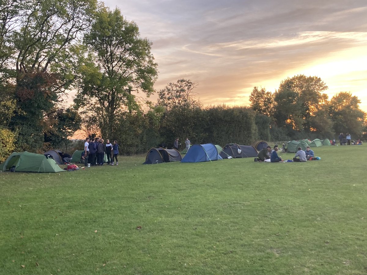 SharnbrookOE's tweet photo. All silver DofE students are in tents and getting some much needed rest for the next 2 days of expedition. 1/3 down #welovecamping #dofe #going4silver #theoutdoors https://t.co/CZkspqNooE