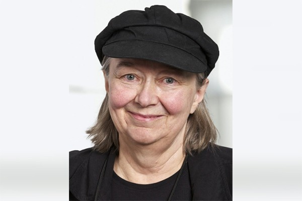 VisGuides (@visguides) on Twitter photo Delighted to announce Sheelagh Carpendale's keynote "Best Practices Considered Harmful (some of the time)". Come and join us at #VisGuides on Monday Oct 17th, 2PM. visguides-workshop.github.io <a href="/benjbach/">Benjamin Bach</a> <a href="/thisisalfie/">Alfie Abdul-Rahman</a> <a href="/SheelaghCarp/">Sheelagh Carpendale</a> Delighted to announce Sheelagh Carpendale's keynote "Best Practices Considered Harmful (some of the time)". Come and join us at #VisGuides on Monday Oct 17th, 2PM. visguides-workshop.github.io <a href="/benjbach/">Benjamin Bach</a> <a href="/thisisalfie/">Alfie Abdul-Rahman</a> <a href="/SheelaghCarp/">Sheelagh Carpendale</a>