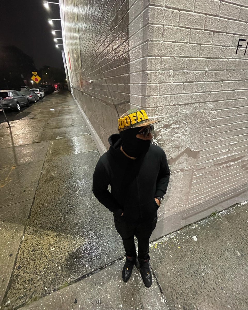 fuckDRAZI's tweet photo. WEDNESDAY ANNOUNCEMENTS π€π½
#DRAZI https://t.co/1lmkHzht0v