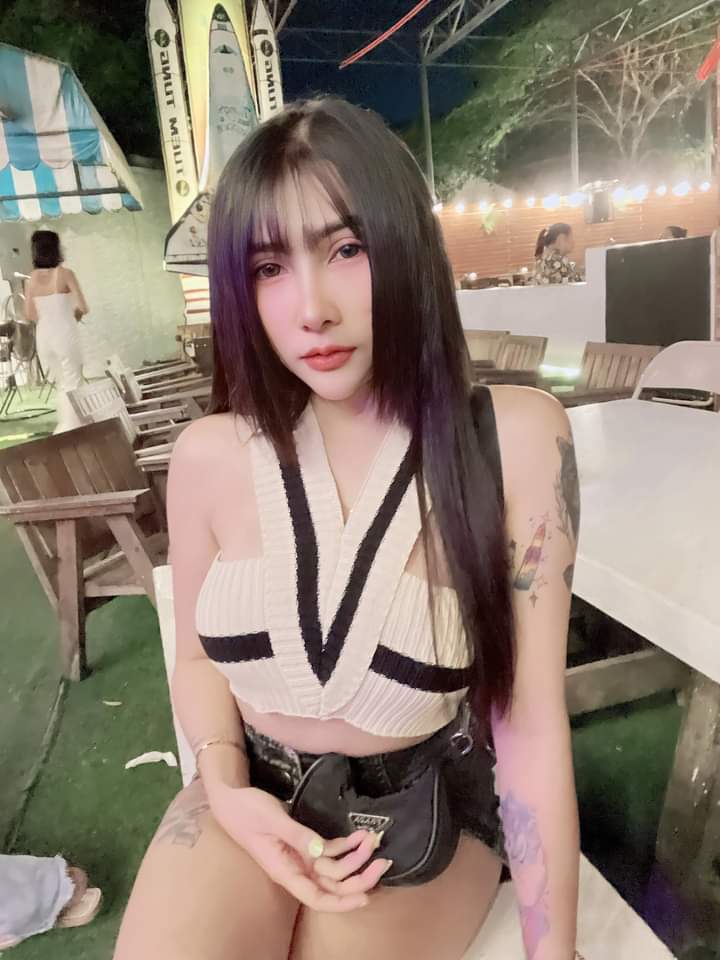 h_sofeiy's tweet photo. #หาค่าเทอม #ภูเก็ต #หาคนดูแล https://t.co/P6niOvruEd