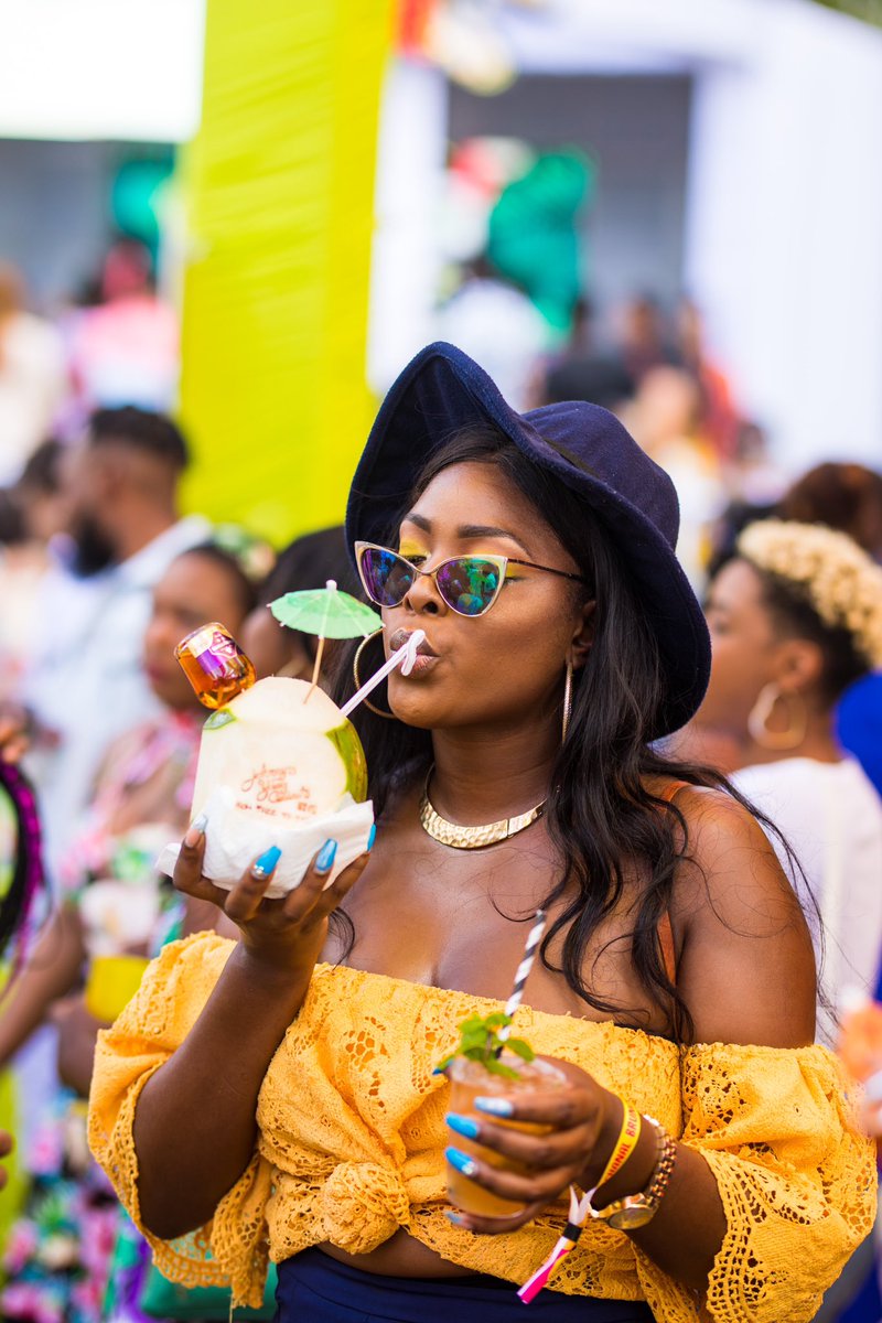 yuplifett's tweet photo. What’s Friday without a gooooood drink?
#FreeUpFriday
#TGIF
#ExperienceYUPLife https://t.co/A8ALVBy4ZV