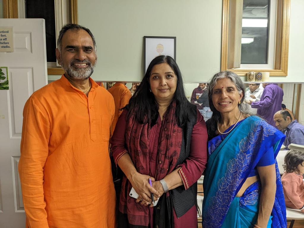 IndiainToronto on Twitter "CG _apoorvasri was delighted to meet