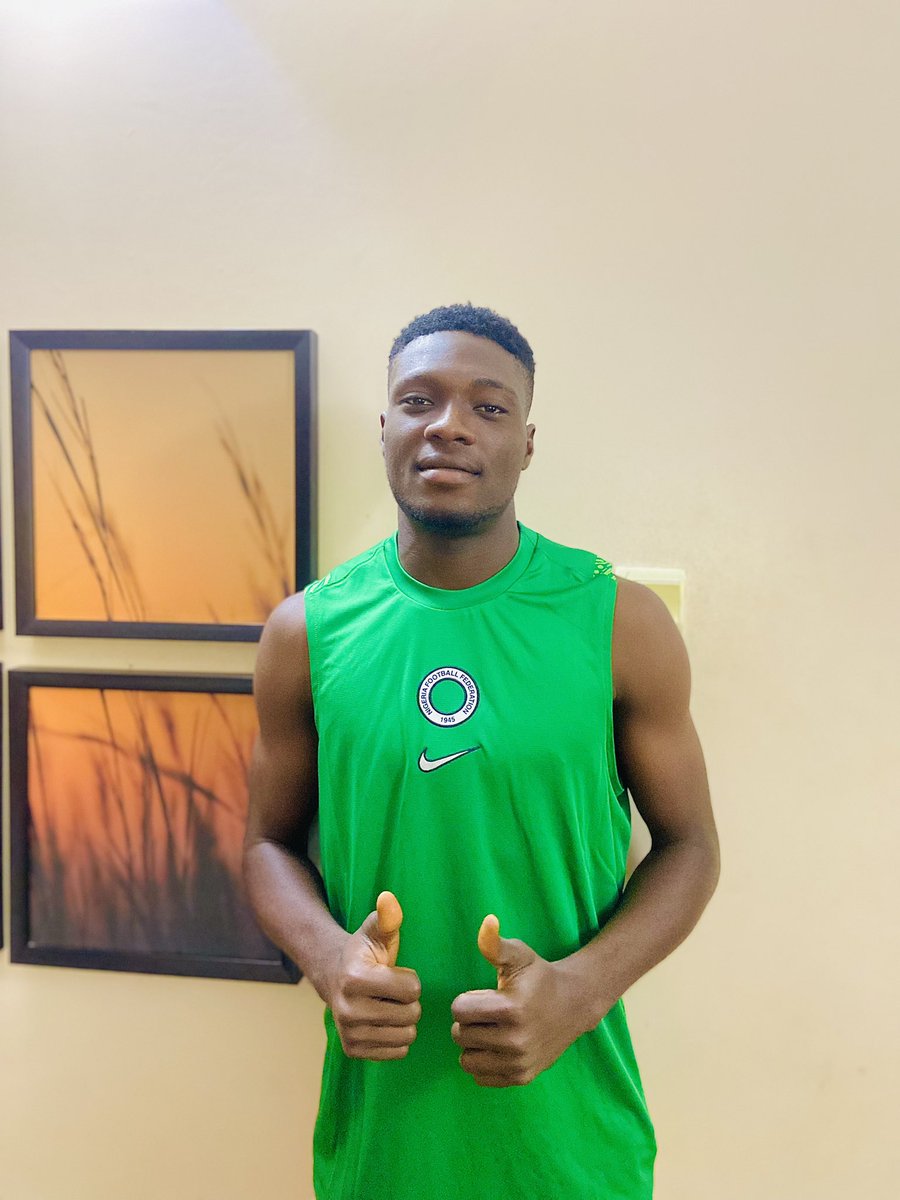 yungshegs281's tweet photo. I received a call up to the National U23 Team.#Nigeria #starsbuilders #masita https://t.co/t3Hmni93kJ