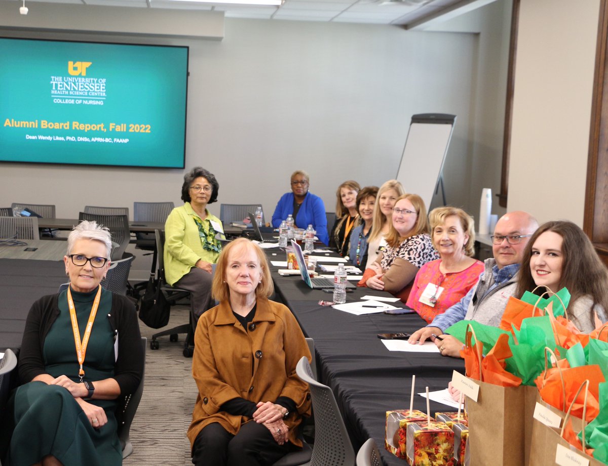 deanUTHSC_CON's tweet photo. It’s wonderful to gather with members of our @UTHSCnursing #Alumni Board and leadership to discuss  progress at the College of Nursing! https://t.co/9m79PJktvn