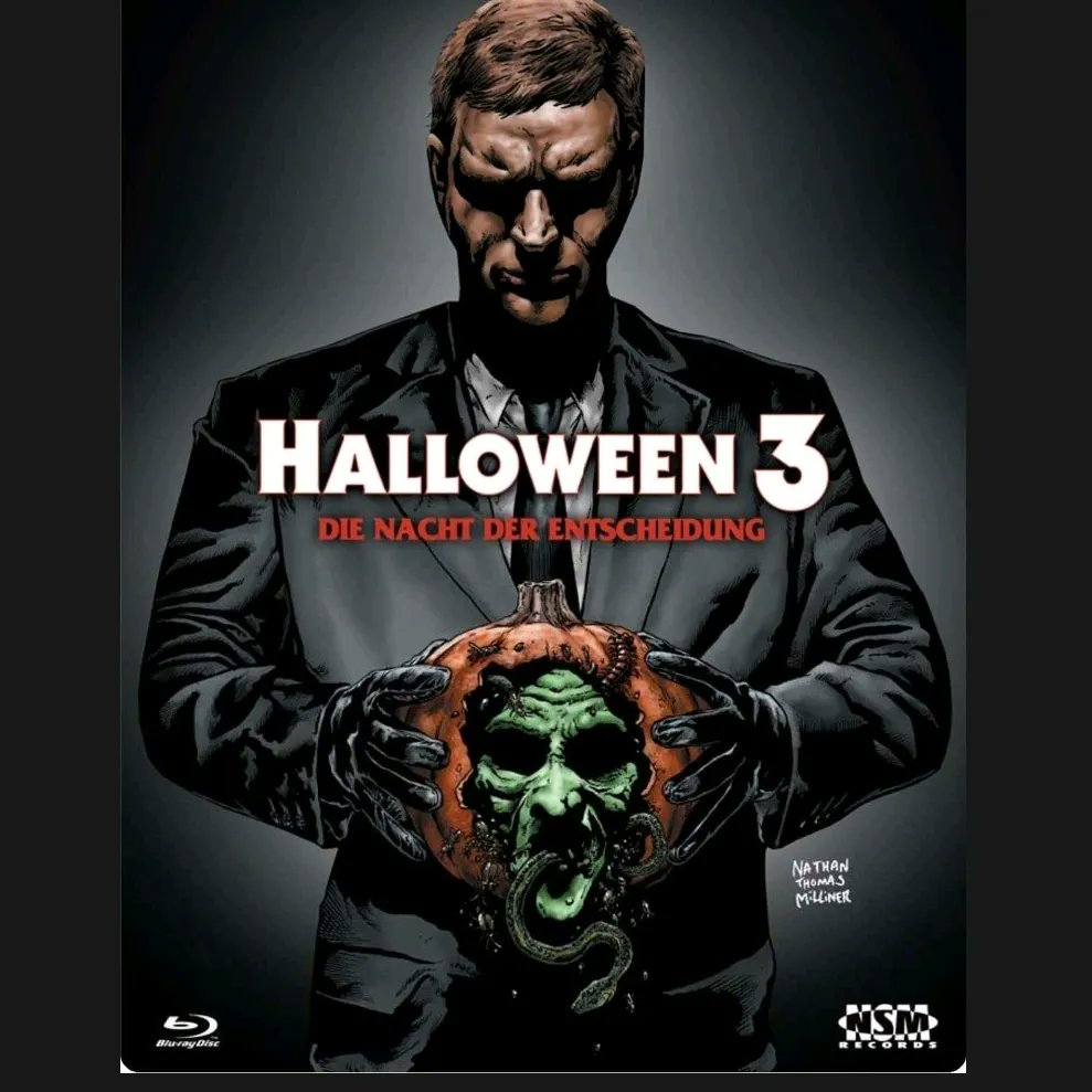 KenBWild's tweet photo. My young apprentice chose this tonight. 

#halloween3 #halloween #halloween3seasonofthewitch  #tomatkins #horror @johncarpenterofficial #horrormovies https://t.co/a7tpAWEiRA