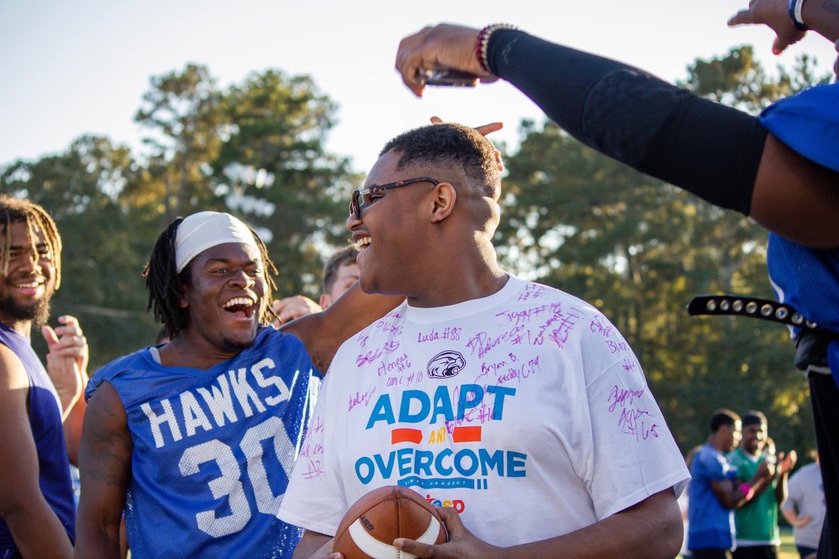 Yesterday after practice, we had the blessed pleasure to host our friends <a href="/esp_inc/">ESP</a> for the 2nd Annual Hawks Hangout.￼

We got to give out autographs, go through some drills &amp; practice our touchdown celebrations! 
Love this team and I am so proud of them!